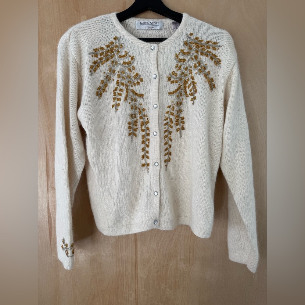 Karen Scott Cream Cardigan with Gold Detailing
